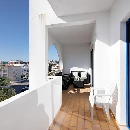 Alta Oura Apartman